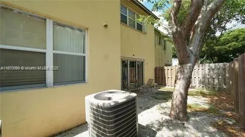 1420 NE 33rd Ave, #110-15