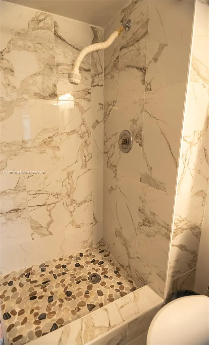 3178 Via Poinciana, #303
