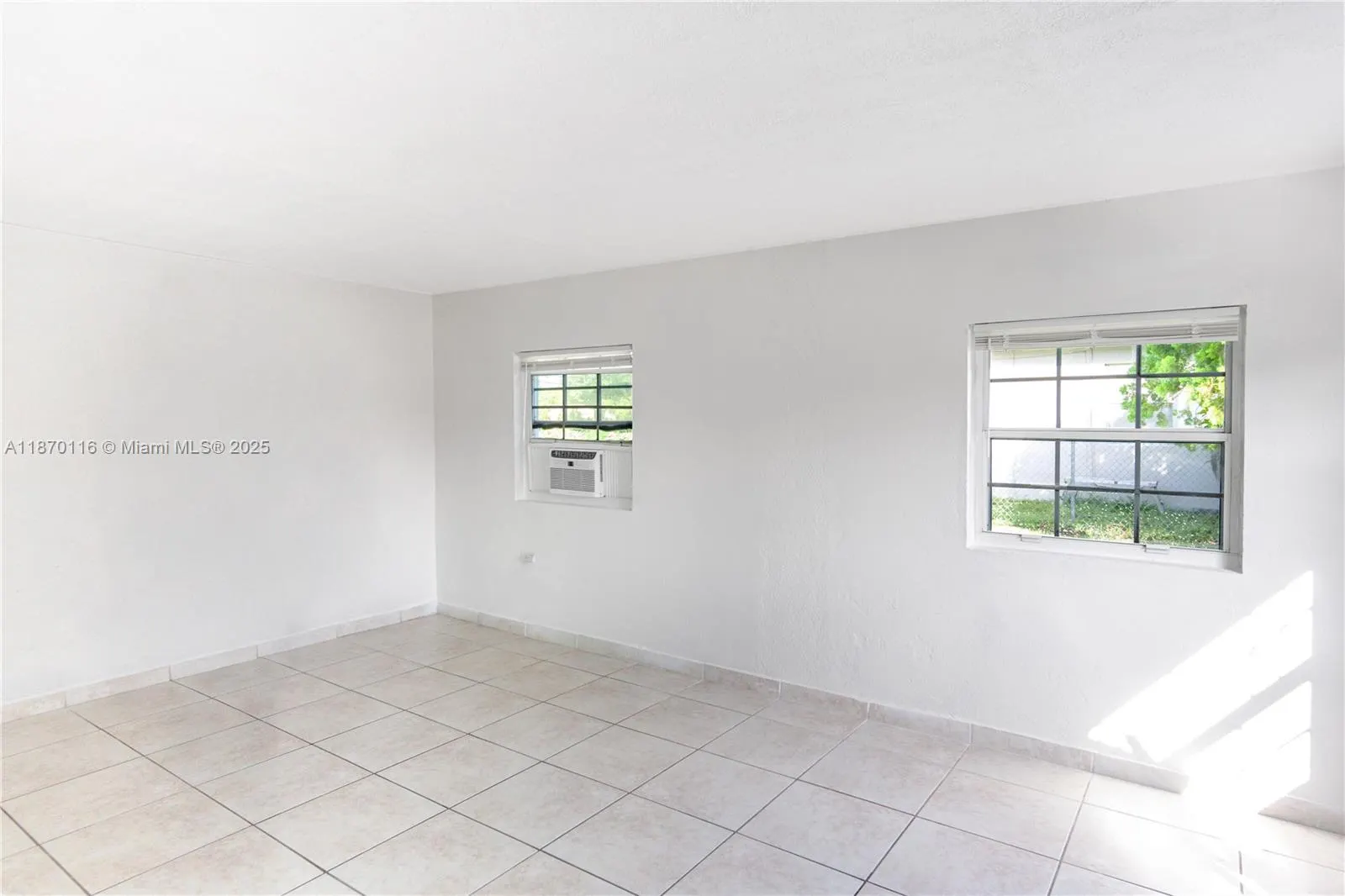 134 Miami Gardens Rd