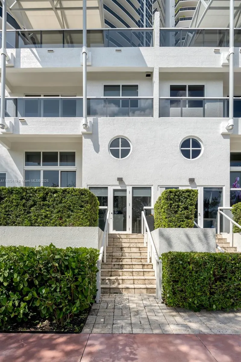400 Alton Rd, #TH-1A
