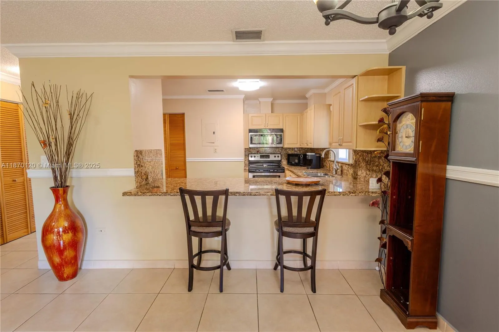 2435 SW 11th St, #9-B