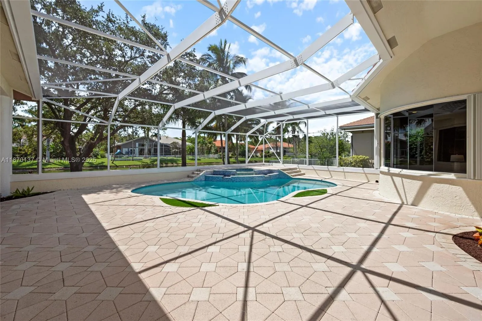 12140 NW 10th St