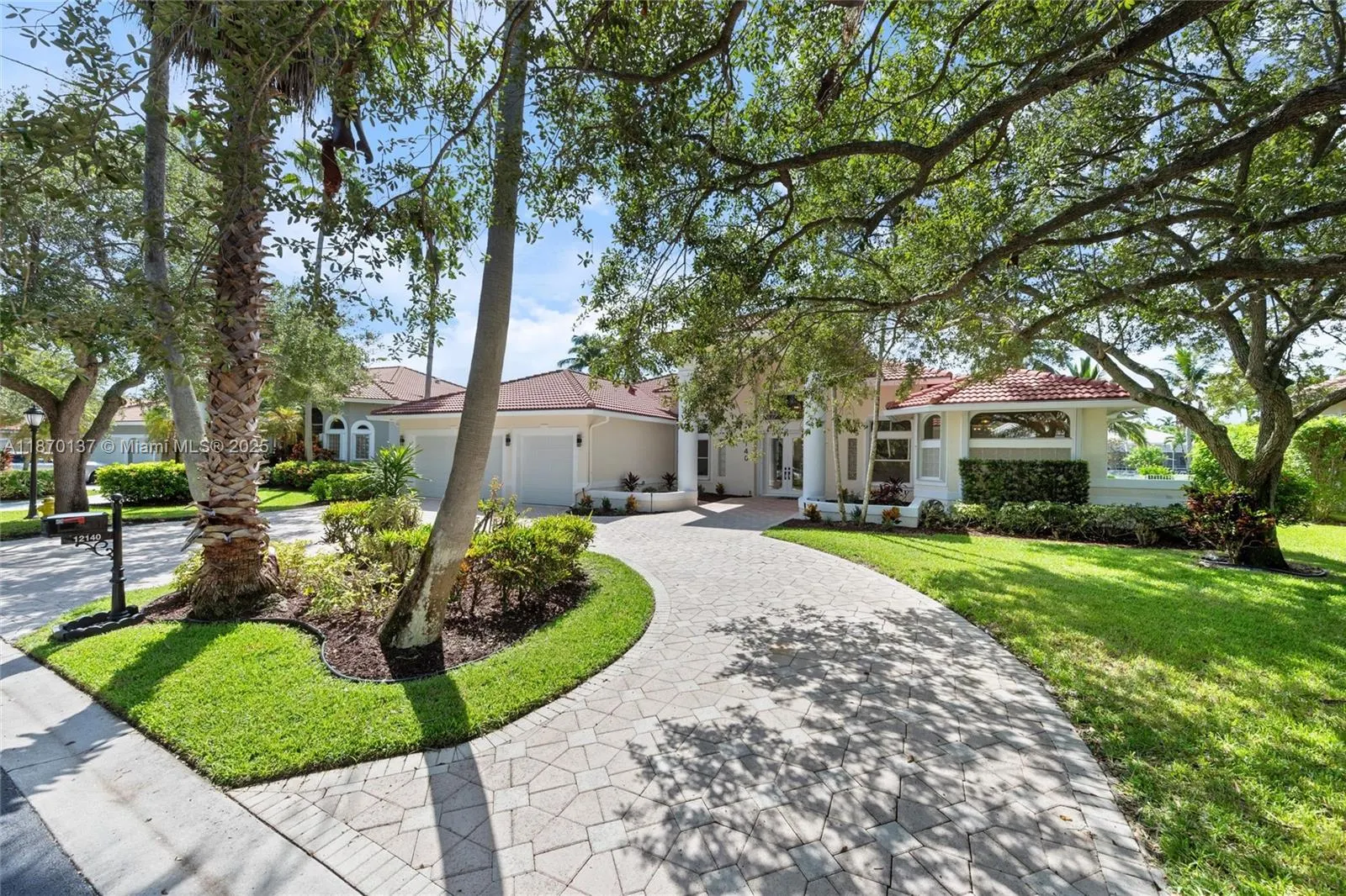 12140 NW 10th St