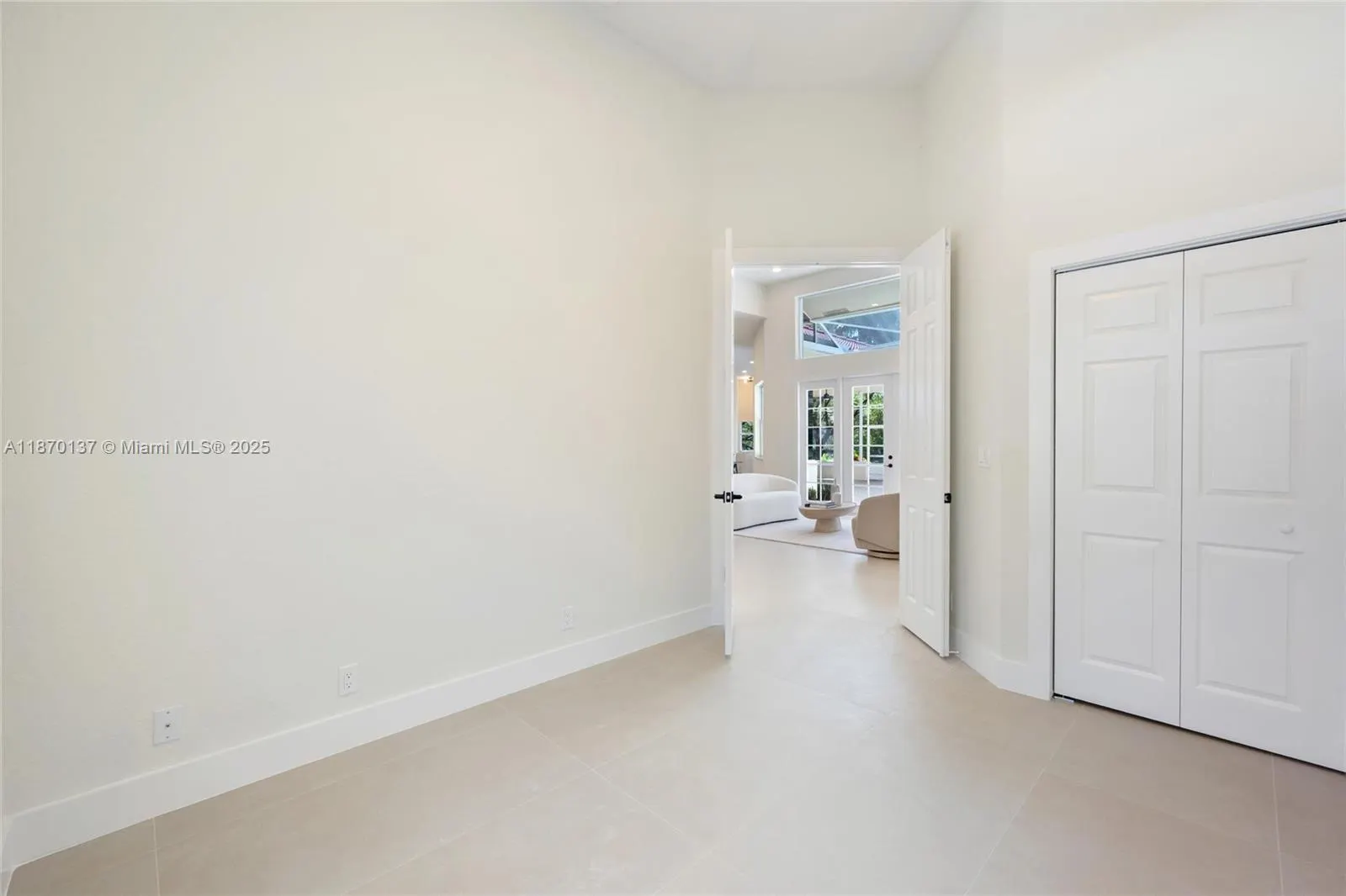 12140 NW 10th St