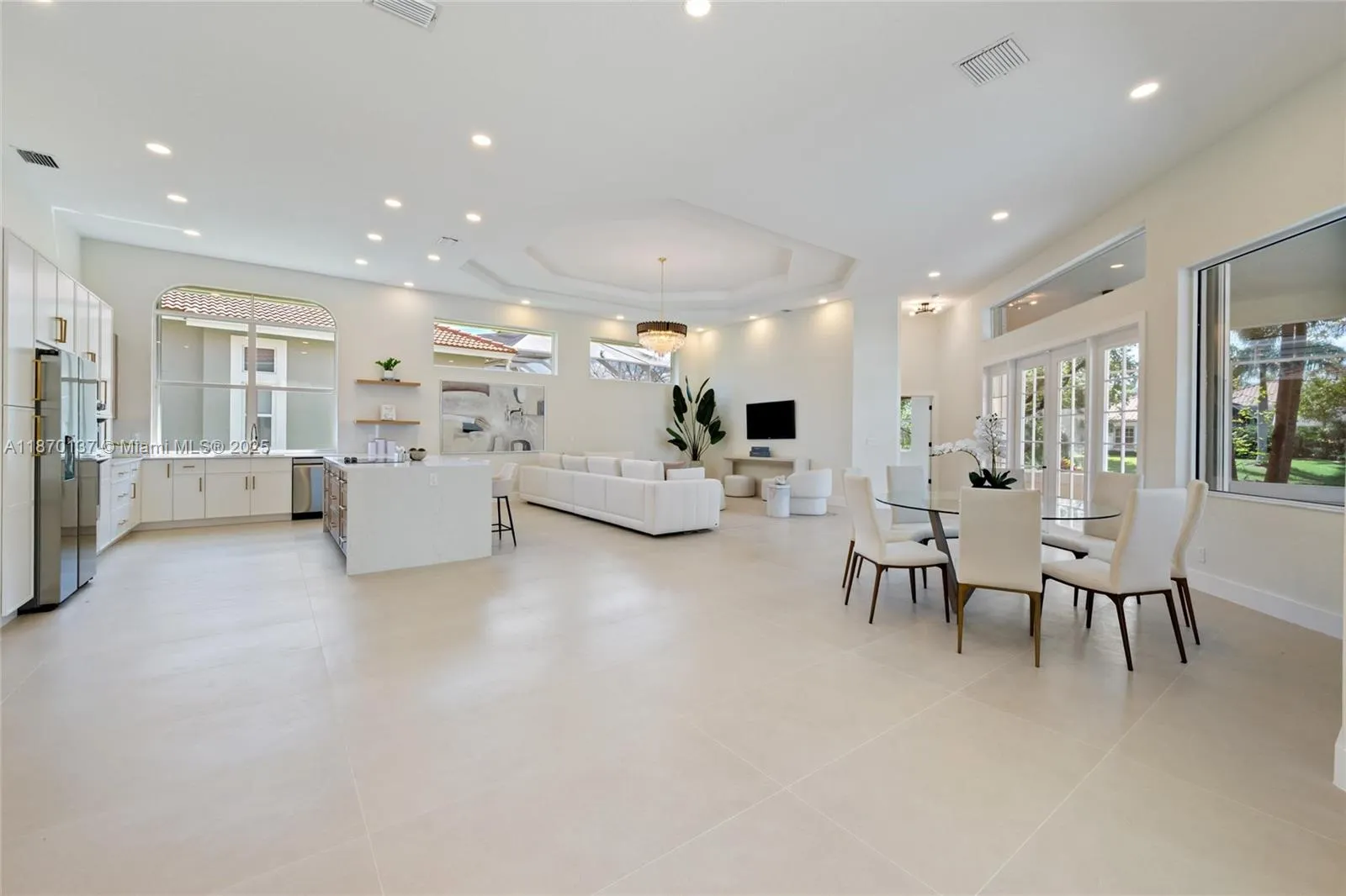 12140 NW 10th St