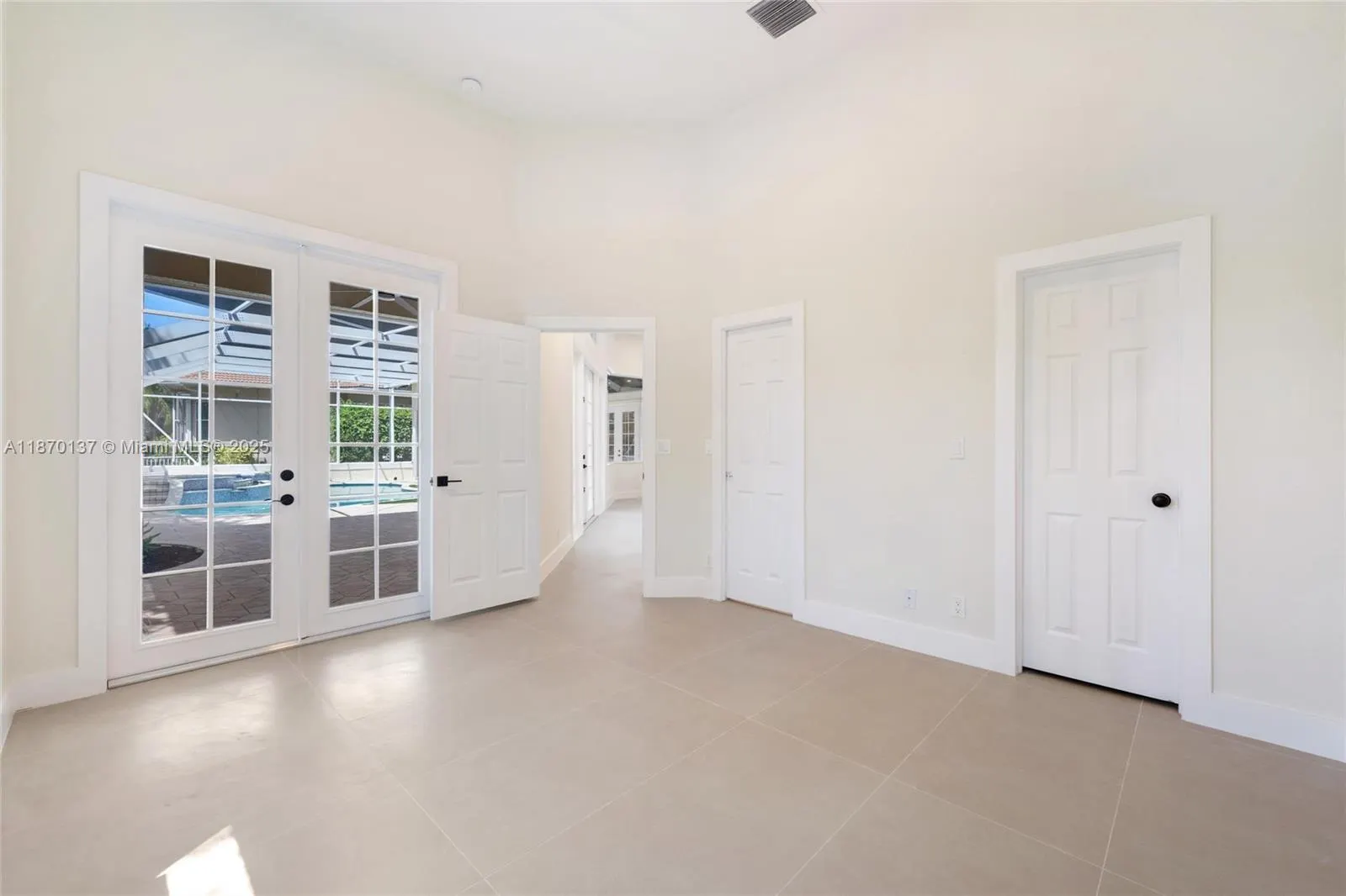 12140 NW 10th St