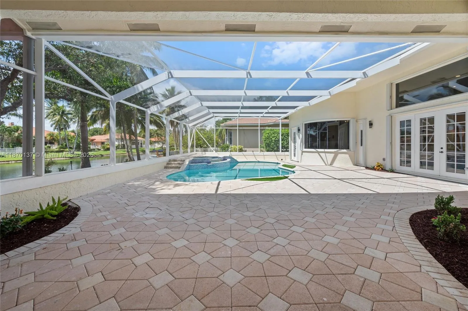 12140 NW 10th St