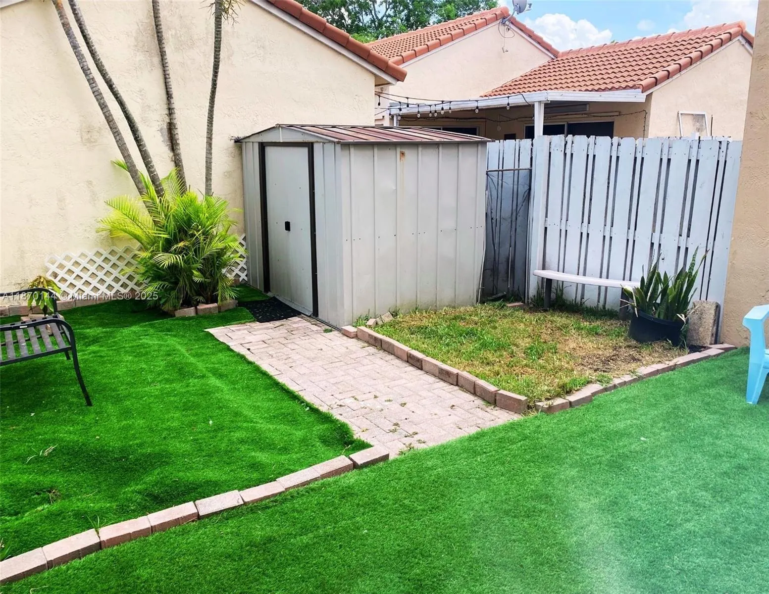 965 SW 180th Ter