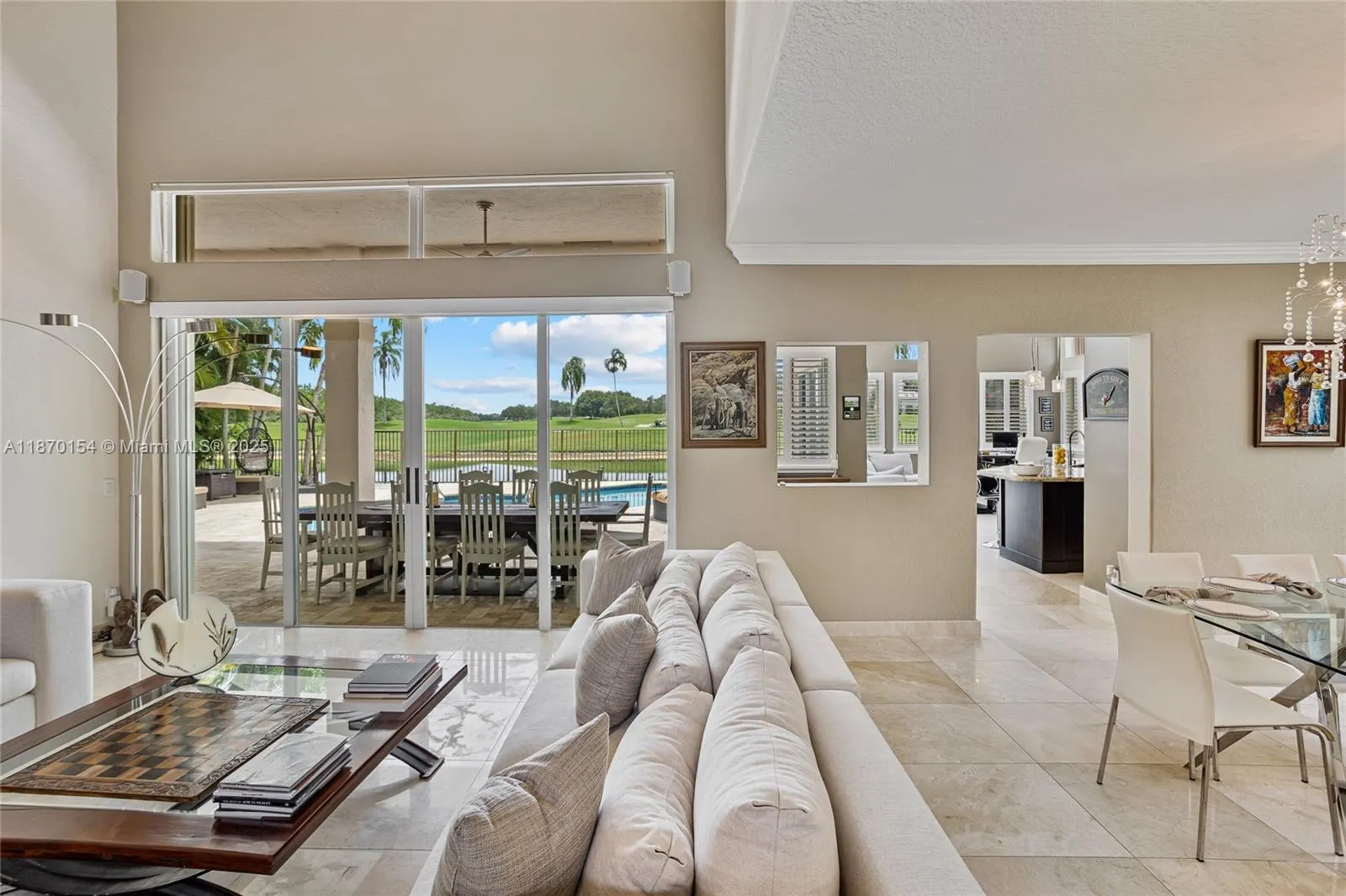 2706 Oakmont