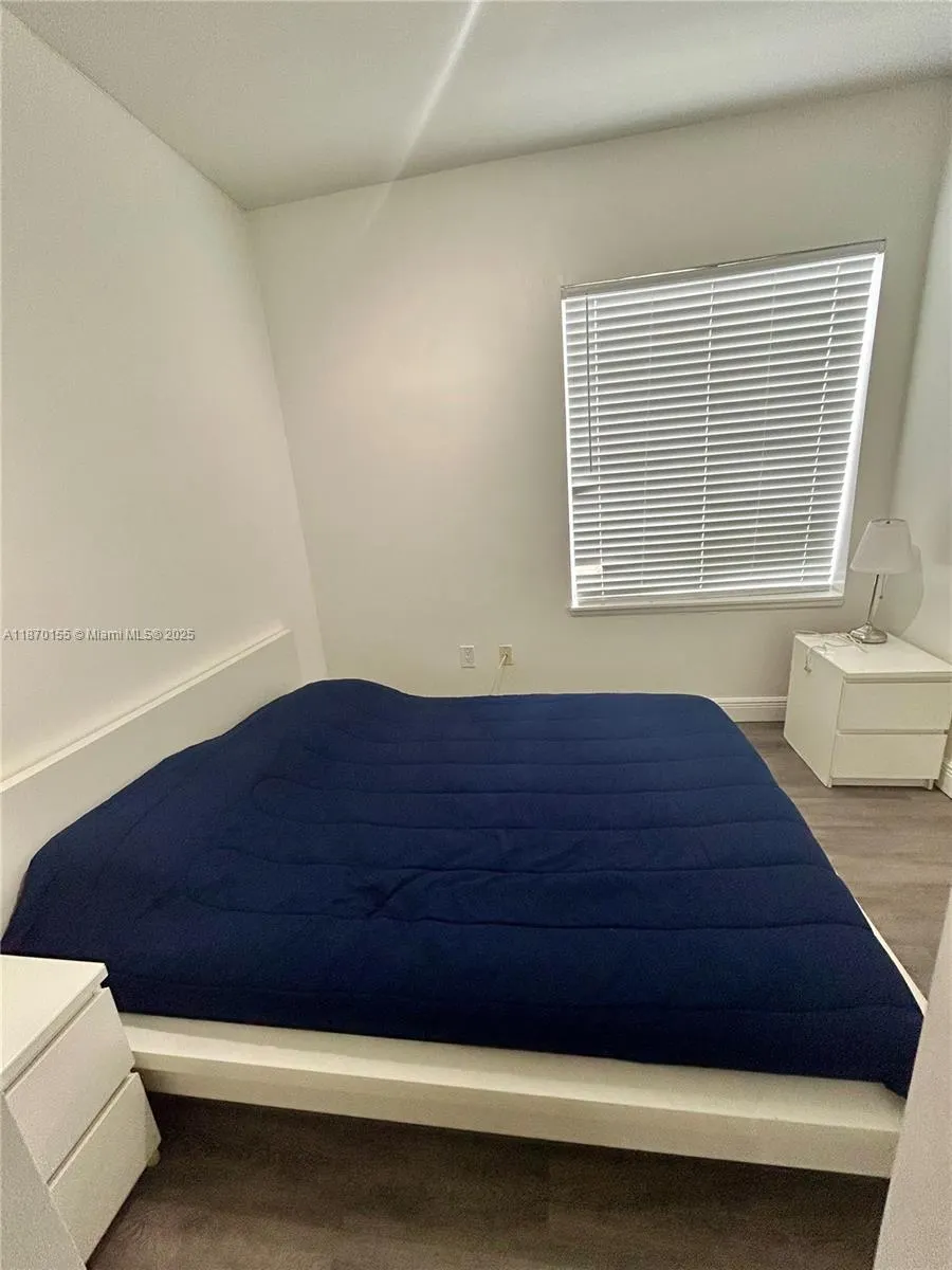 1244 Pennsylvania Ave, #305