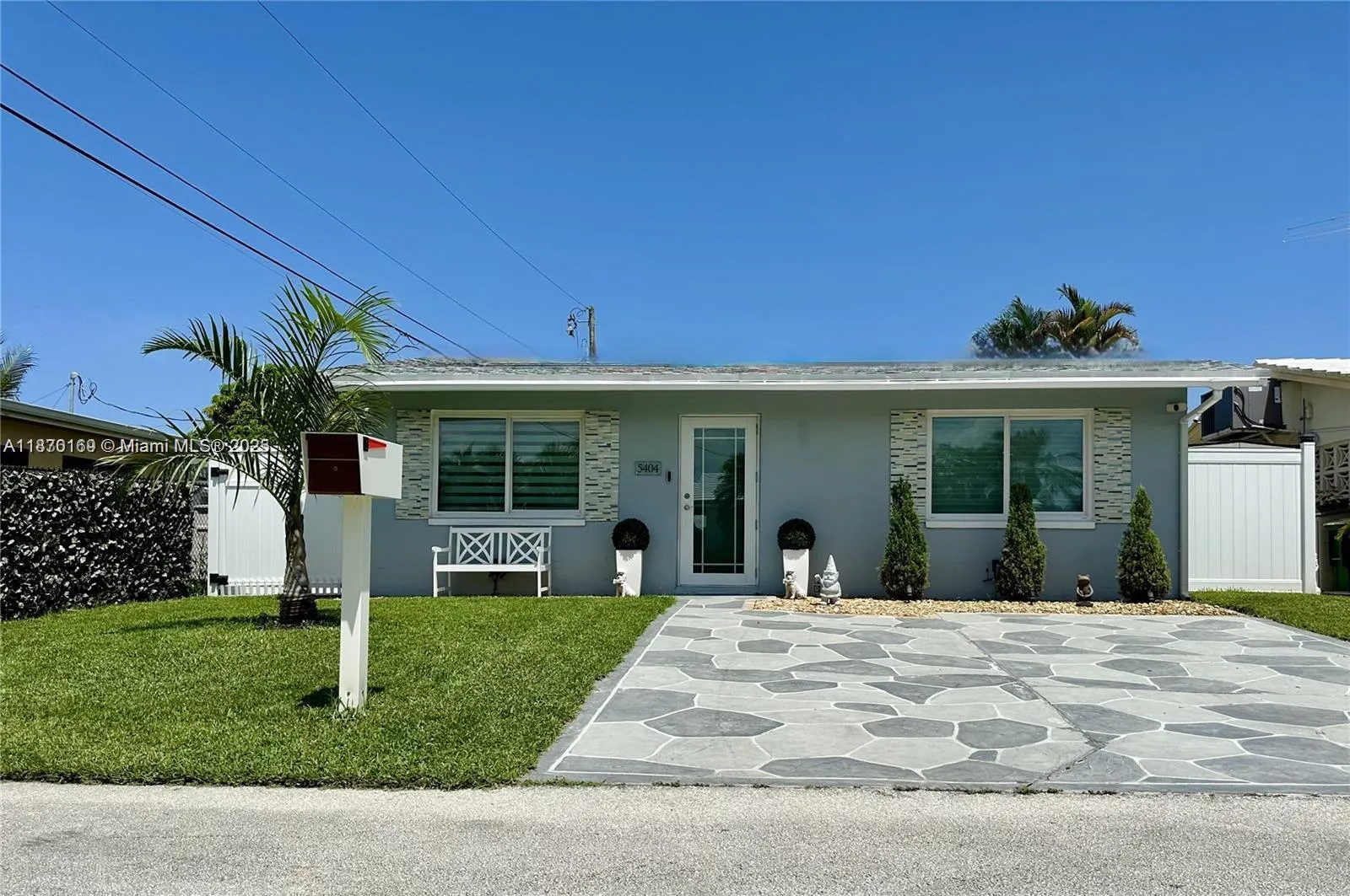 5404 NW 23rd Ter