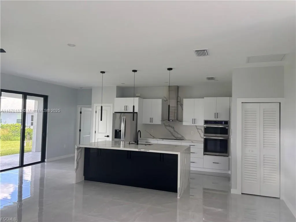 1314 NW 14 ave