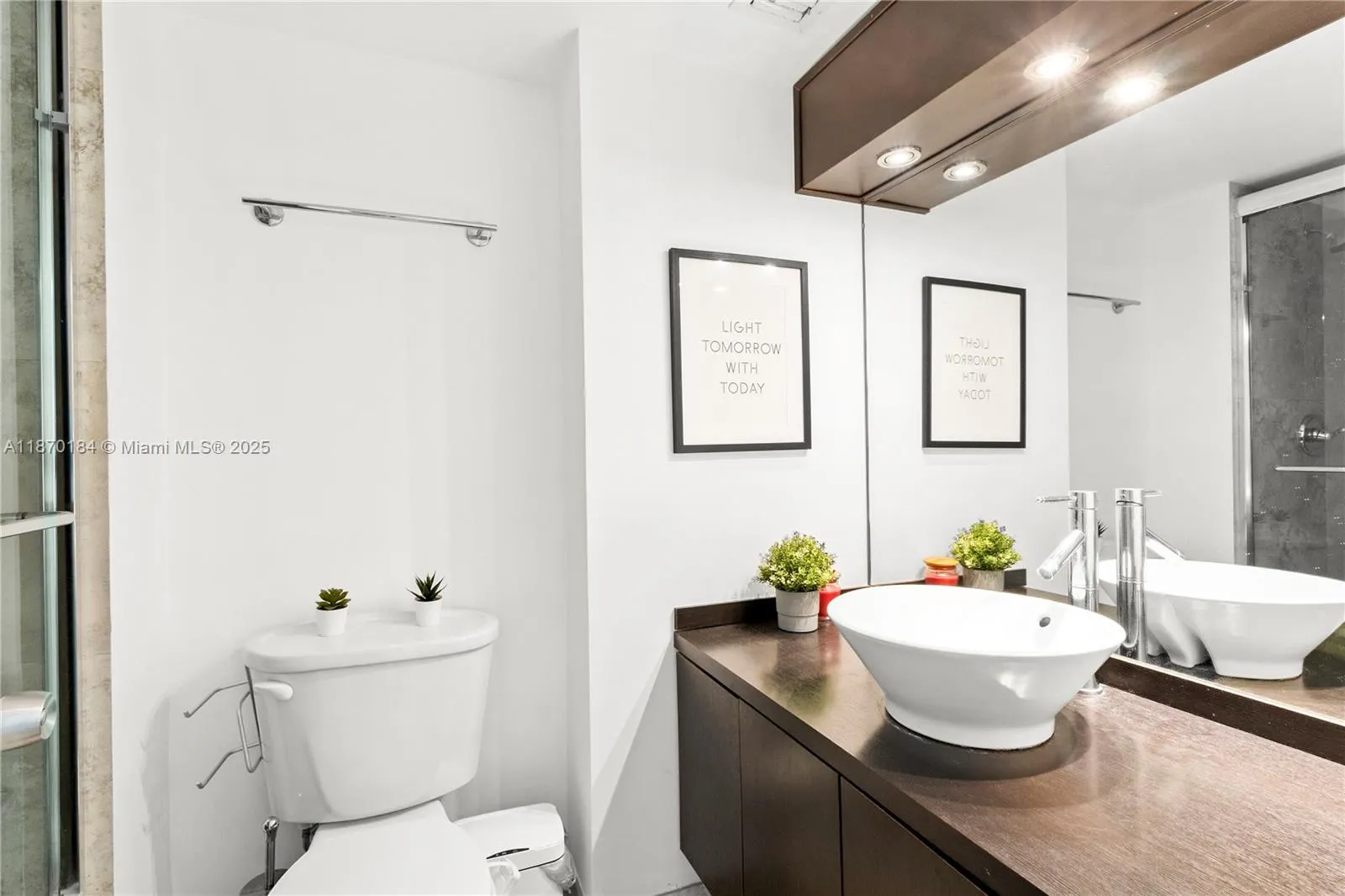 18071 Biscayne Blvd, #1404