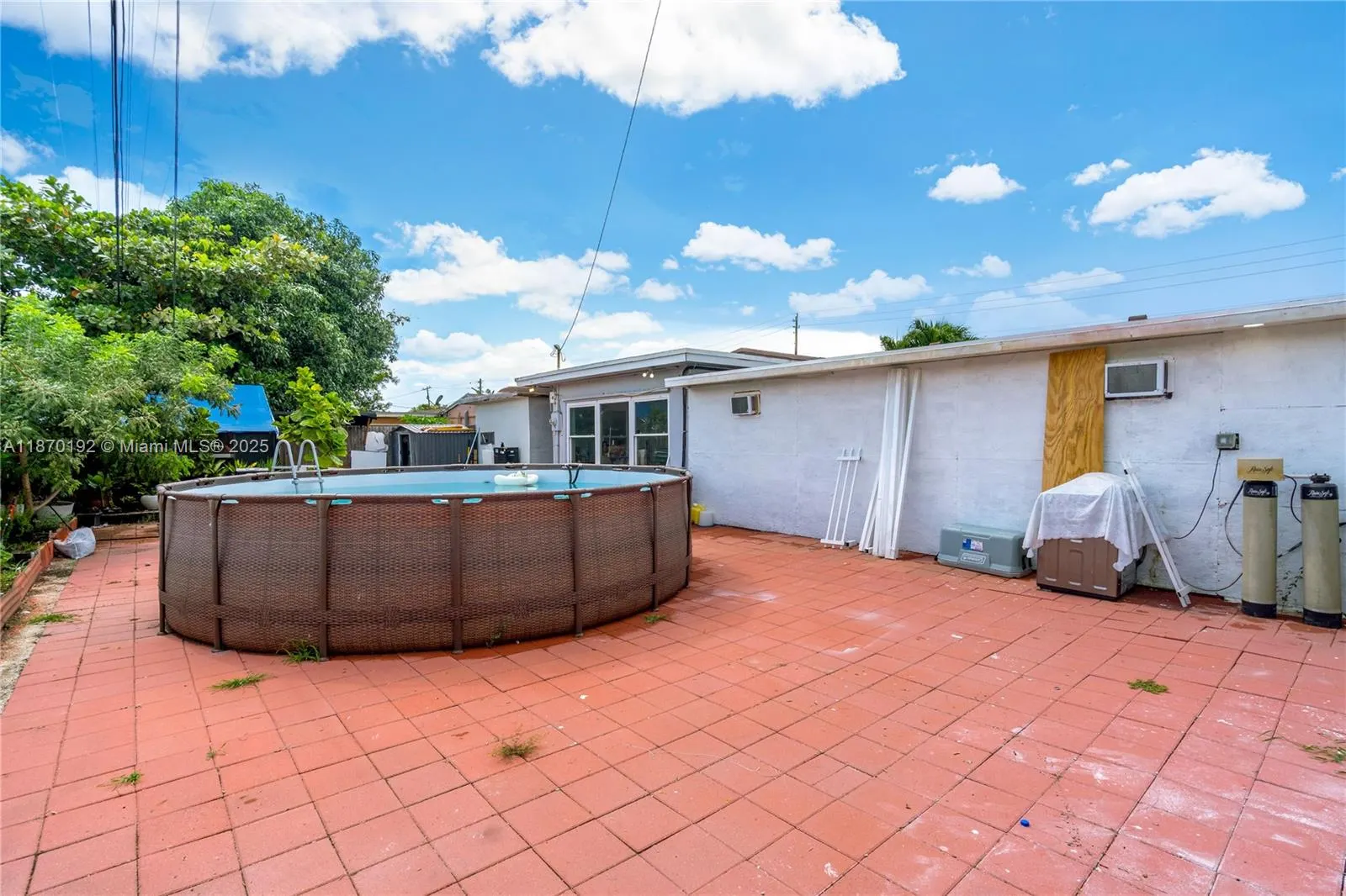 4510 NW 168th Ter