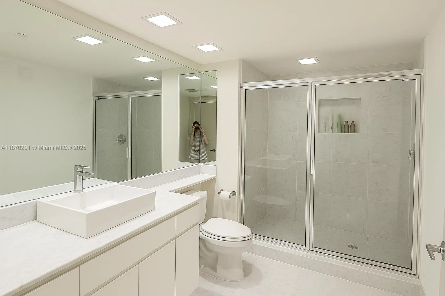 16445 Collins Ave, #2321