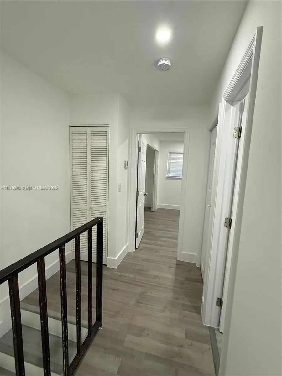 565 NE 12th Ave, #565
