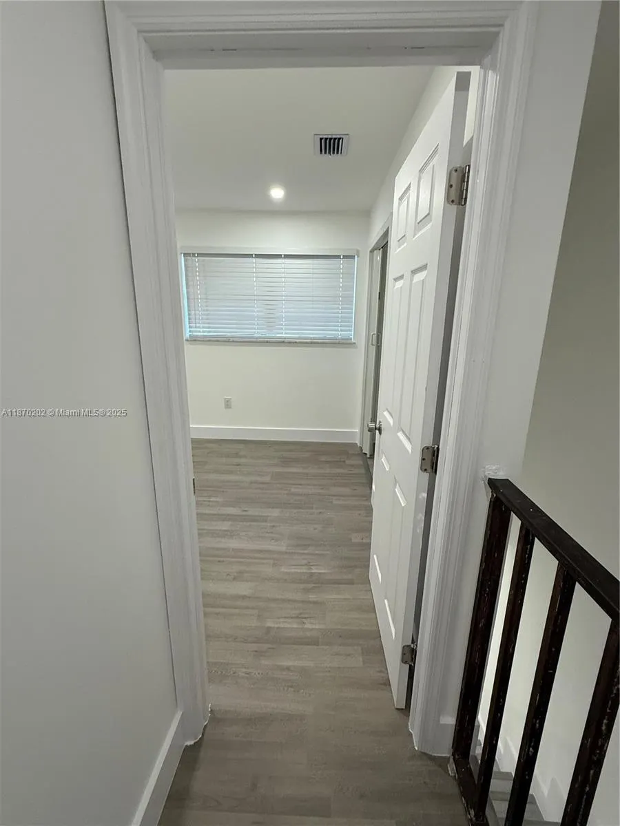 565 NE 12th Ave, #565