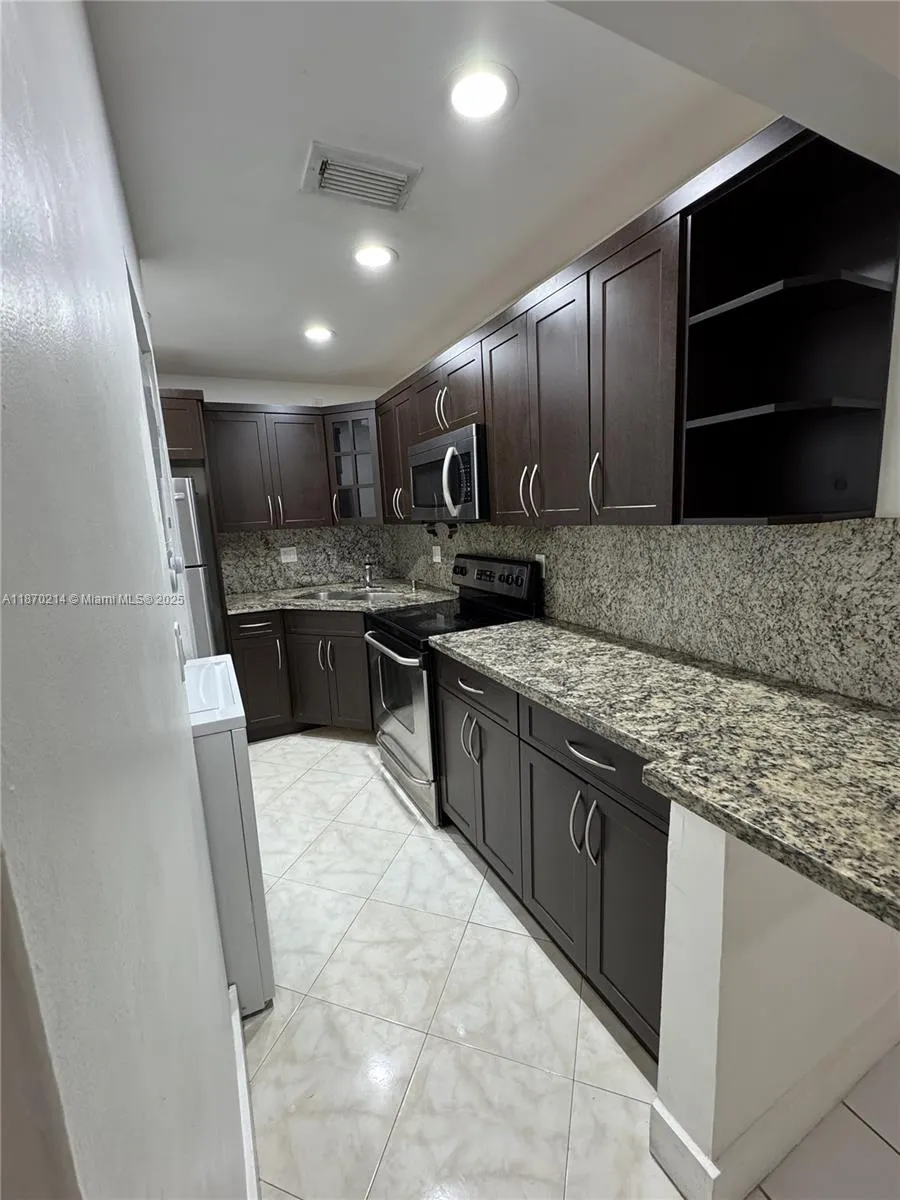 15280 SW 80th St, #3