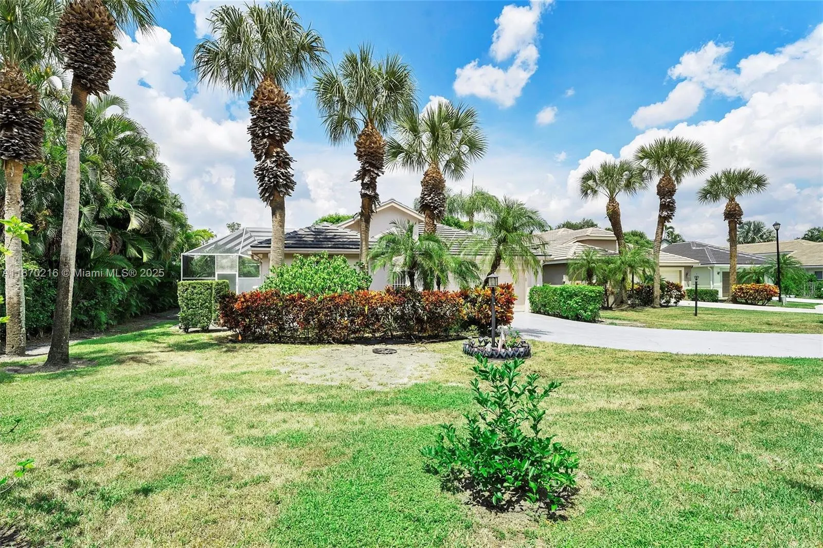 800 Clearbrook Park Cir