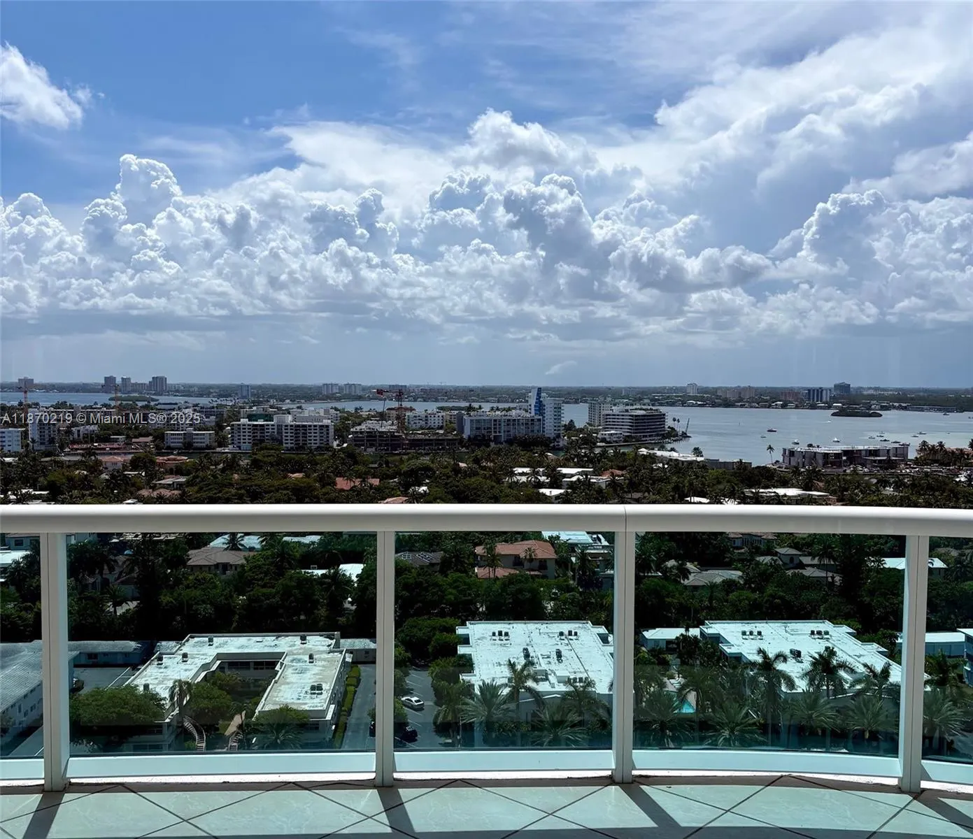 10101 Collins Ave, #17A