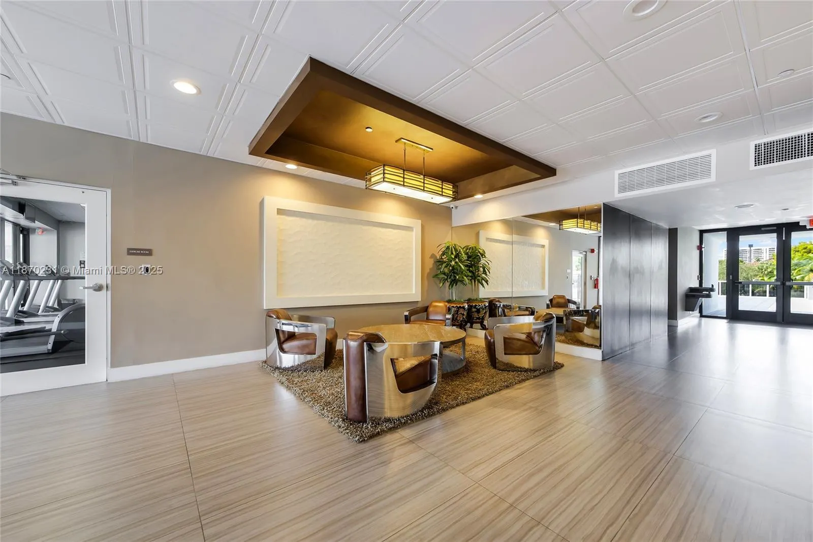 3675 N Country Club Dr, #204