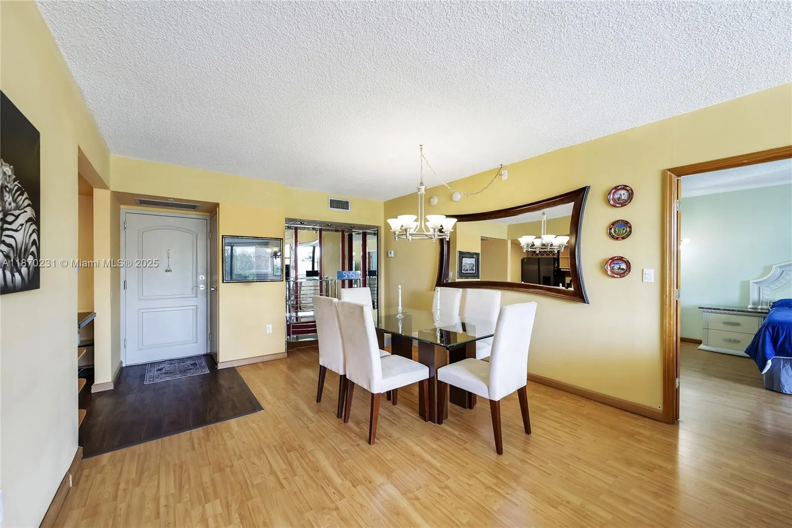 3675 N Country Club Dr, #204