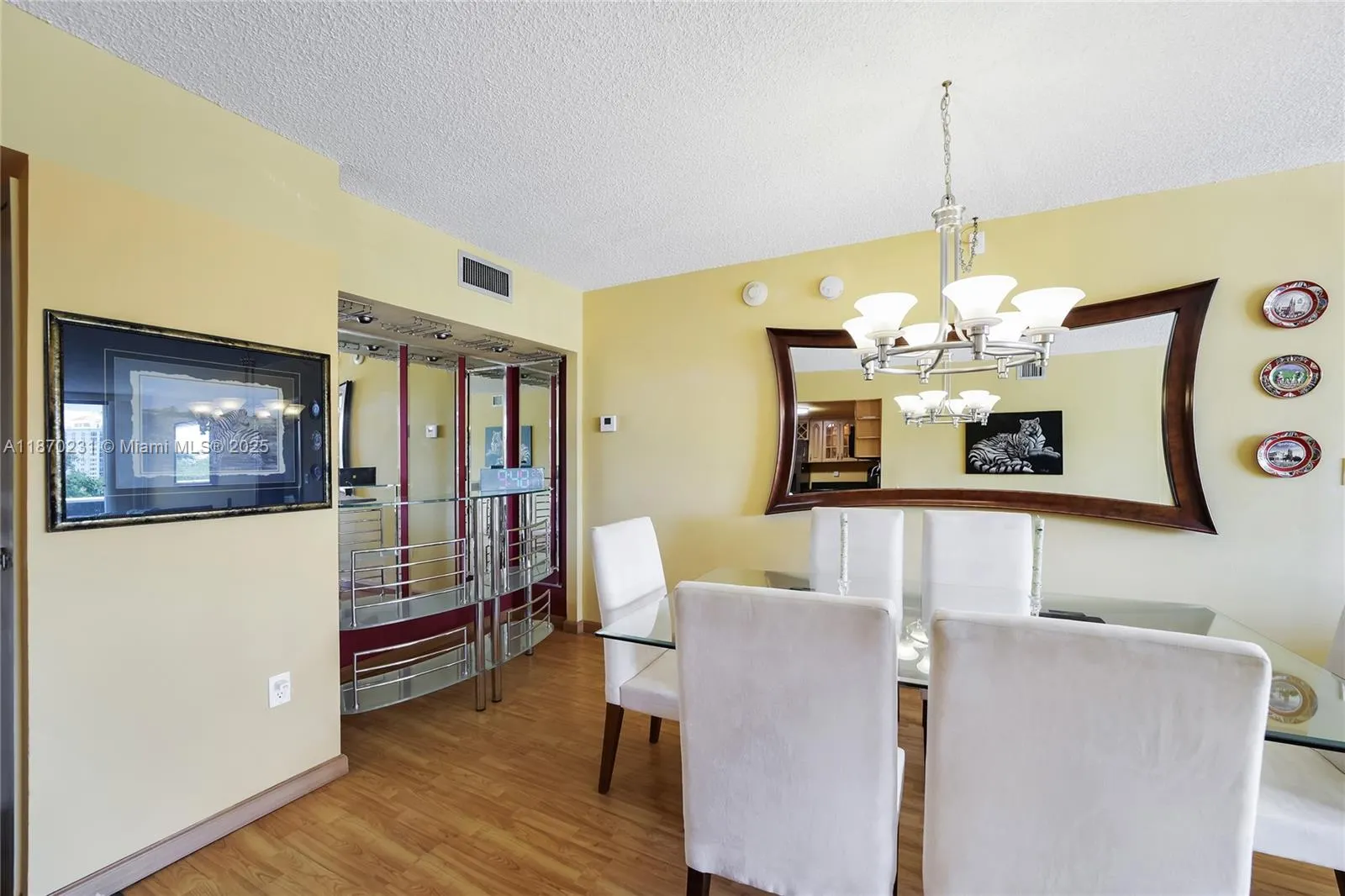 3675 N Country Club Dr, #204