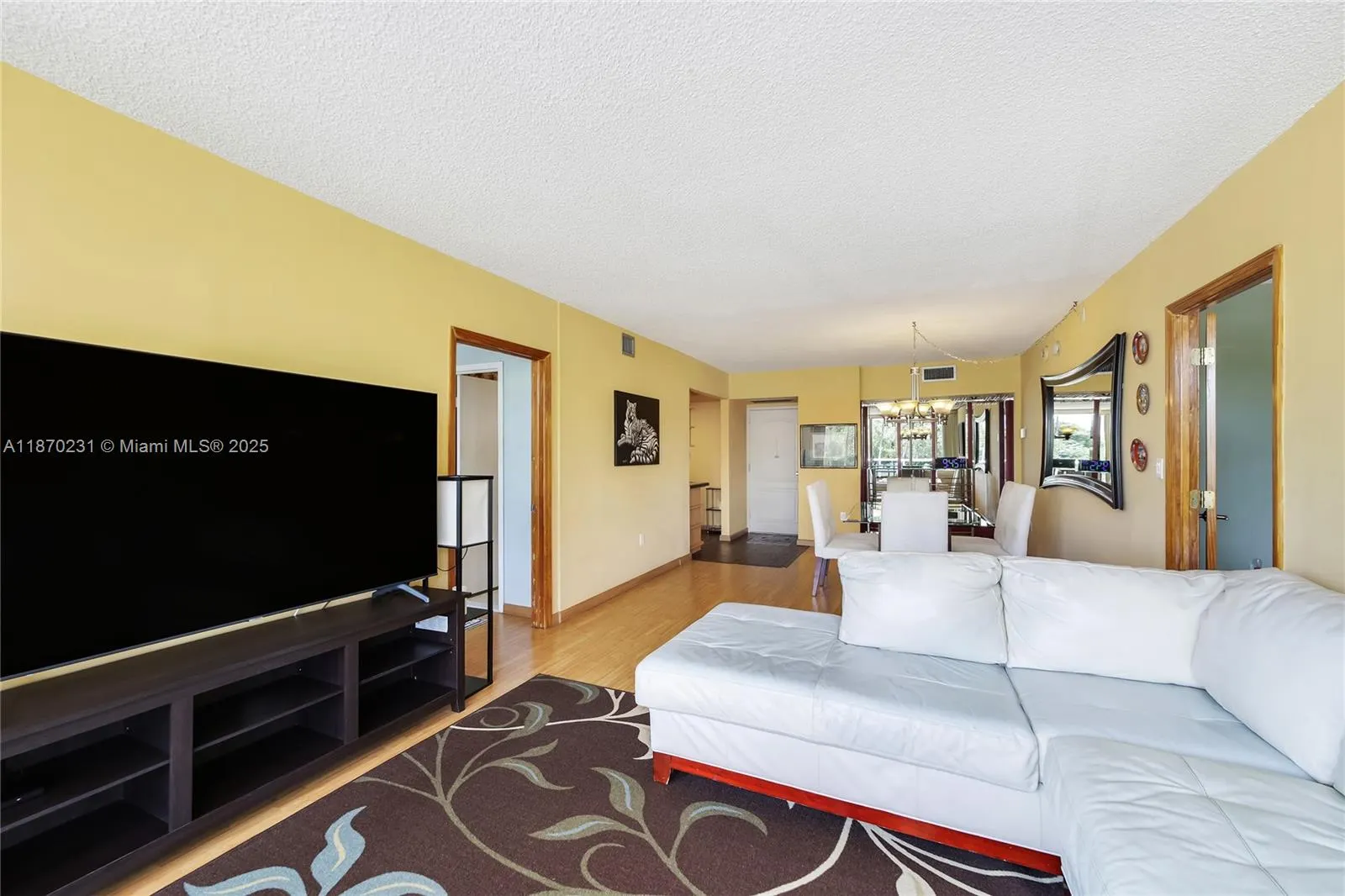 3675 N Country Club Dr, #204