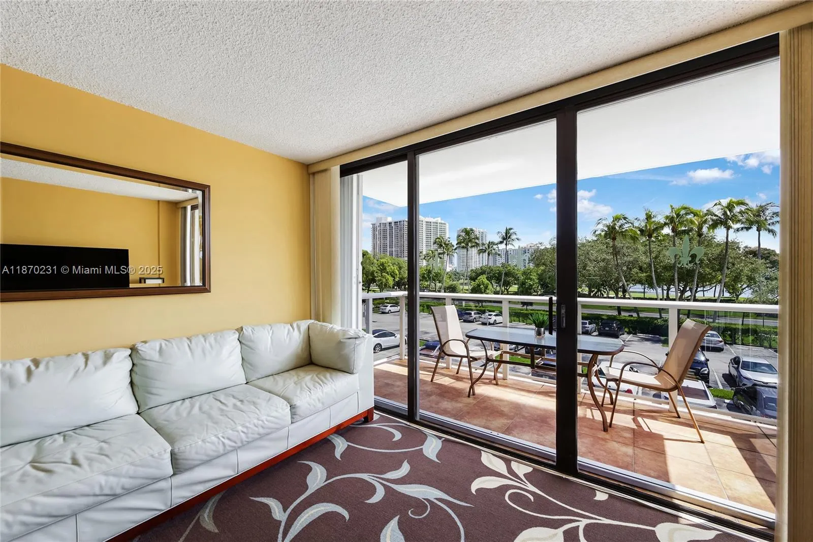 3675 N Country Club Dr, #204