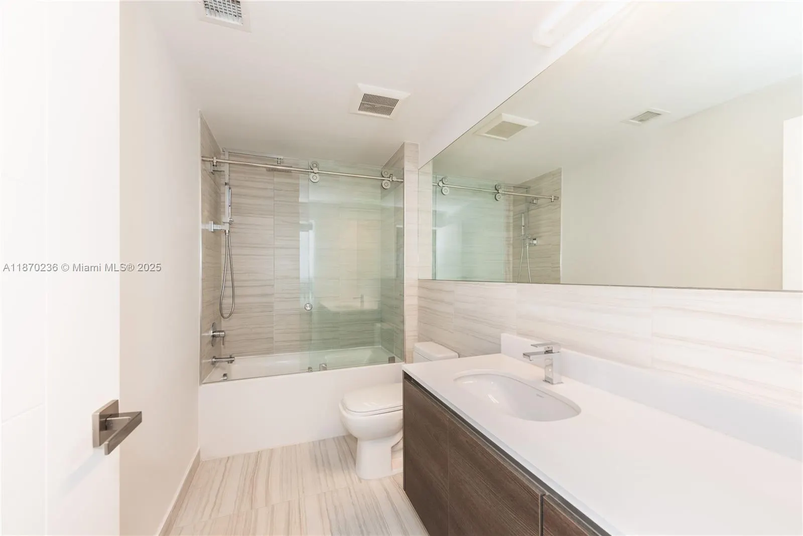 301 Altara Ave, #619