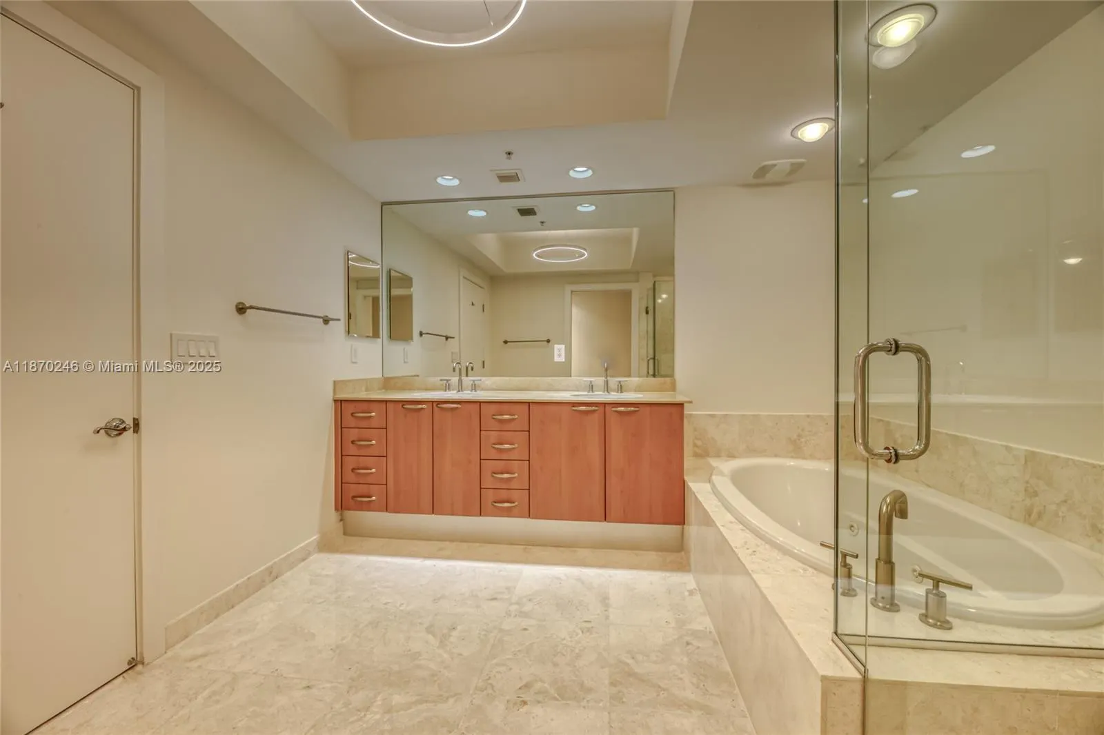 3535 S Ocean Dr, #2004