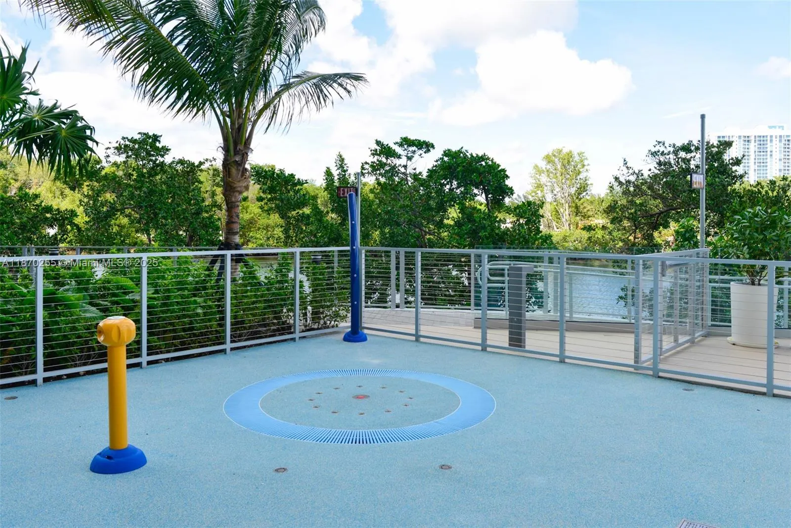 16385 Biscayne Blvd, #1819