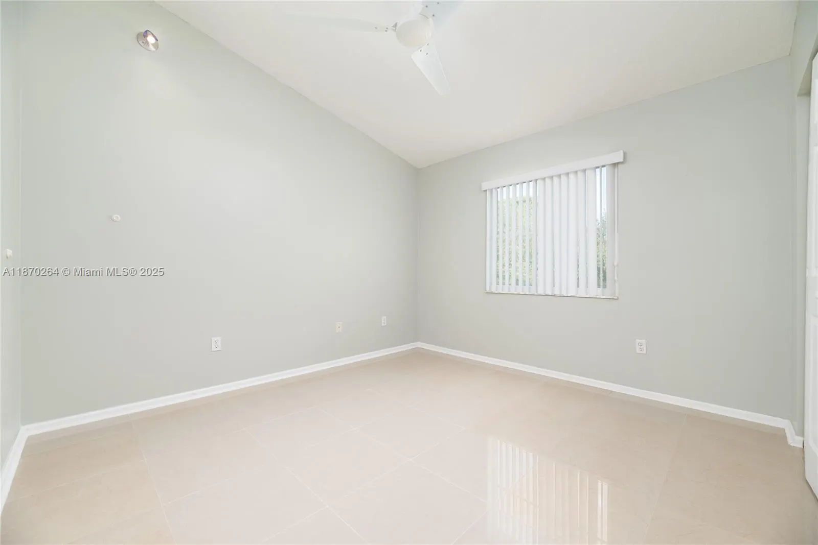 2428 NW 99th Way