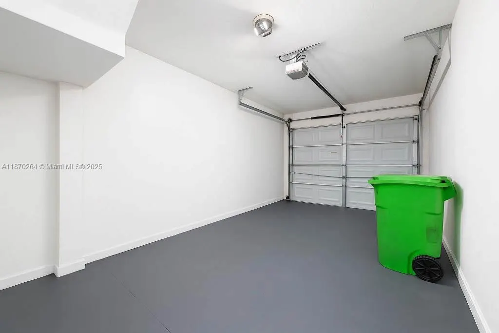 2428 NW 99th Way