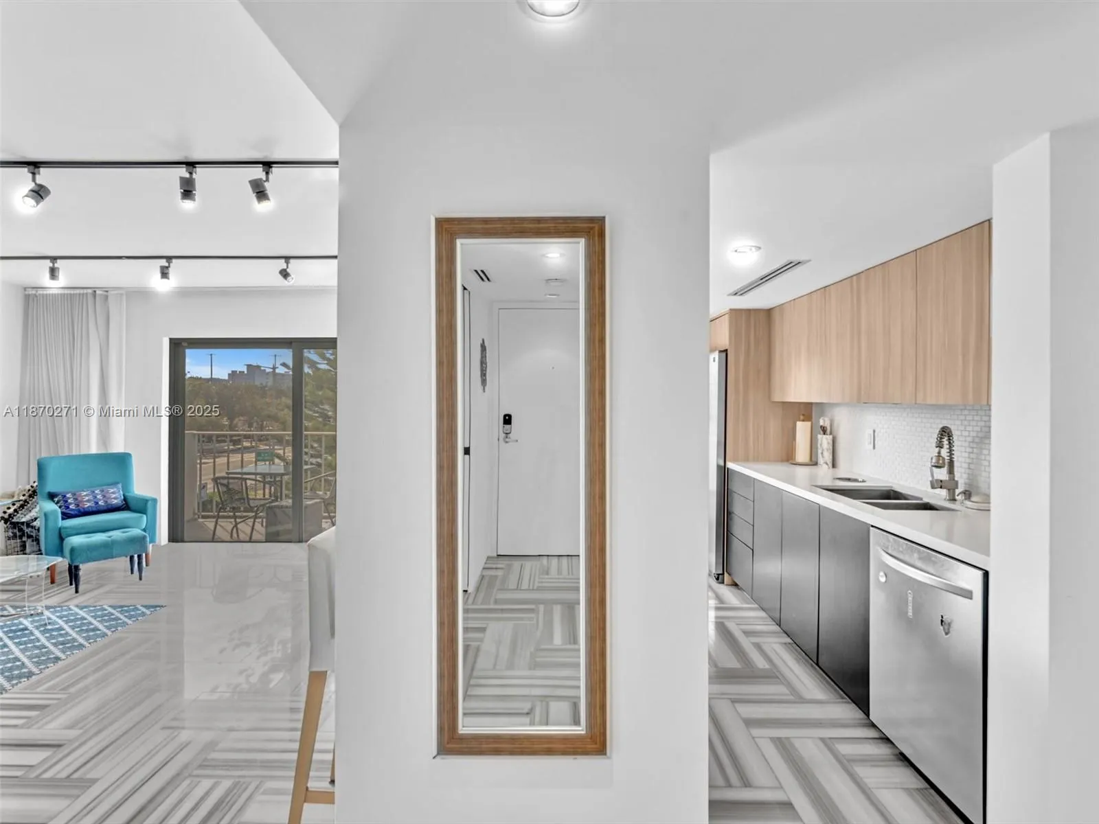 1300 Alton Rd, #3C