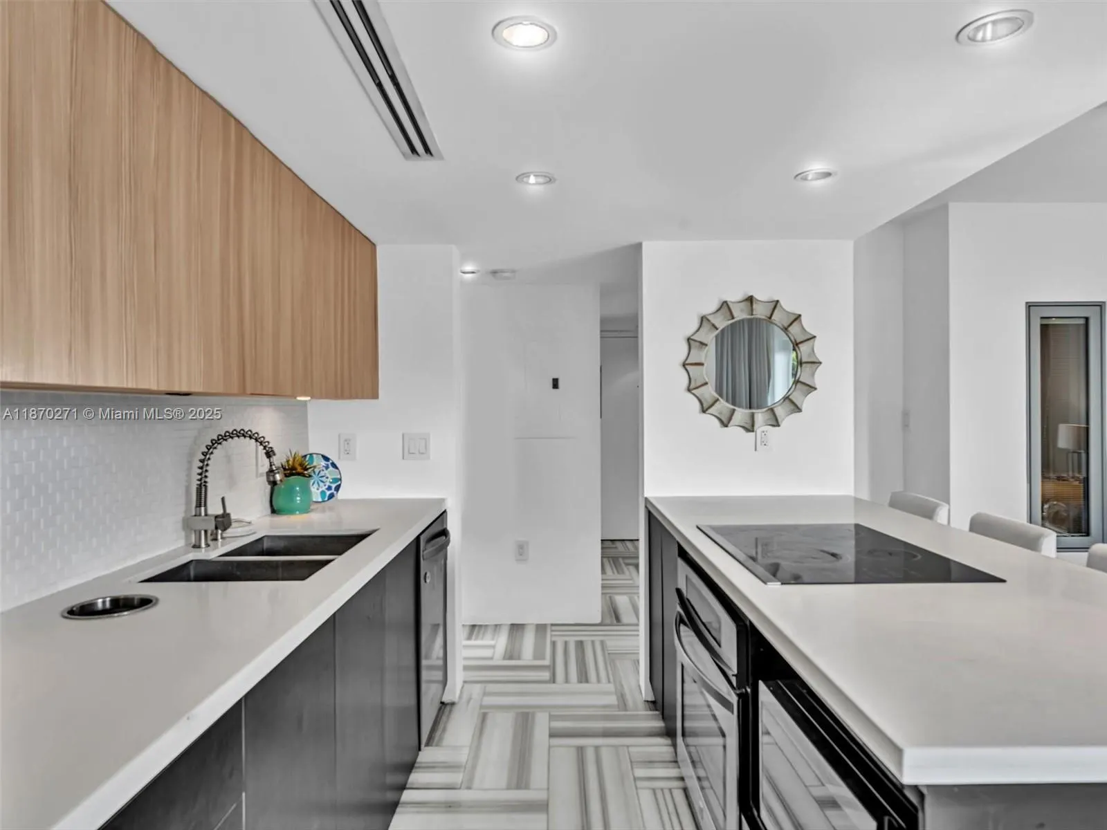 1300 Alton Rd, #3C