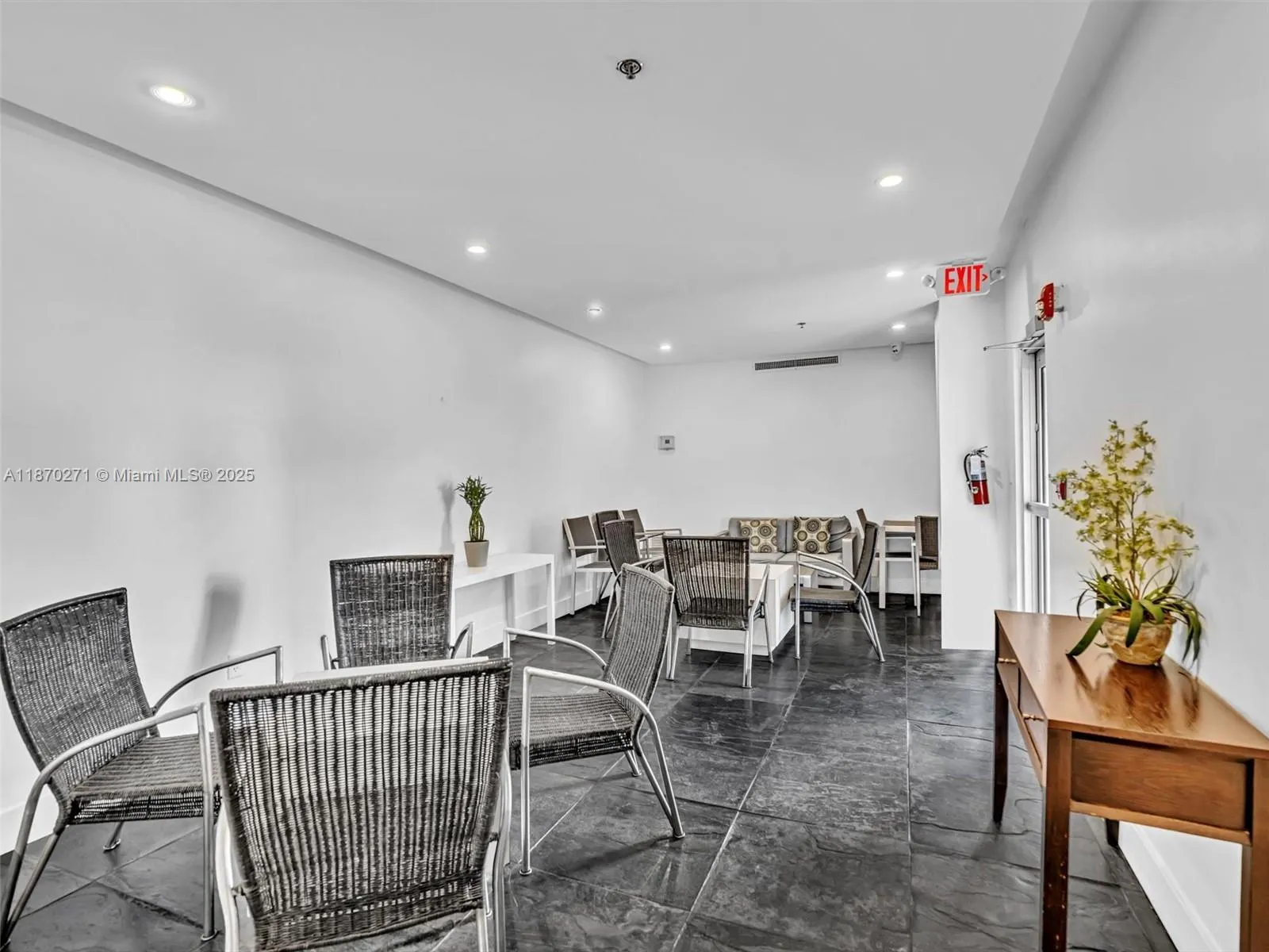1300 Alton Rd, #3C