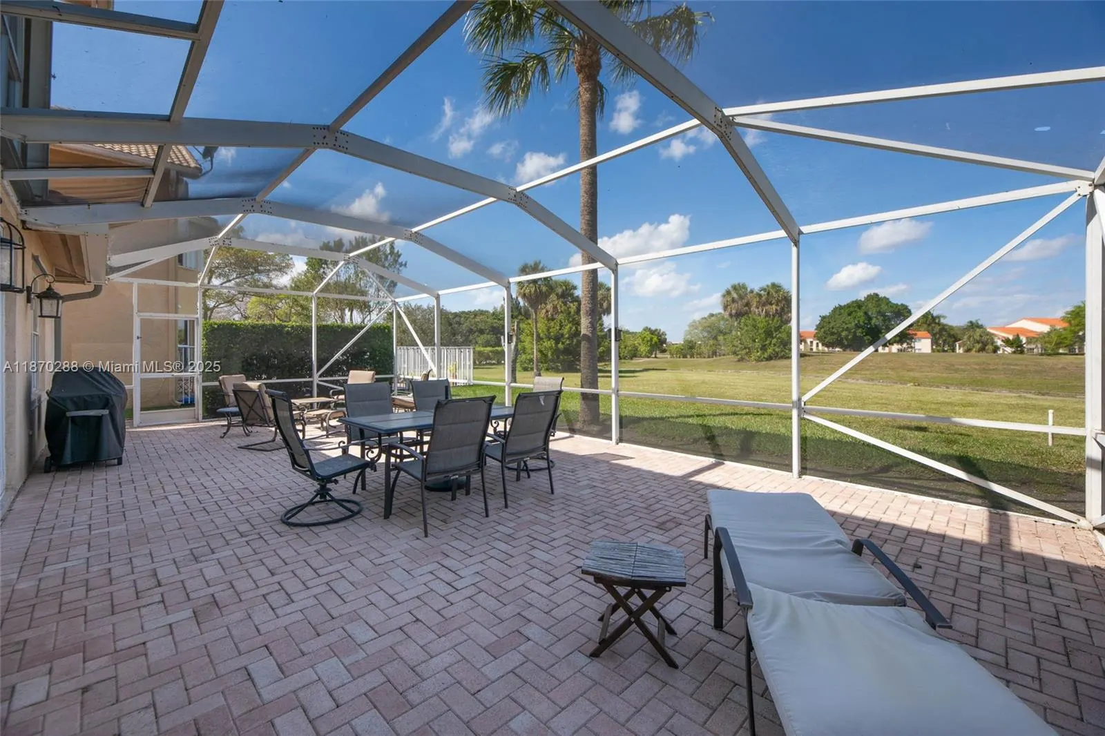 7800 NW 29th St