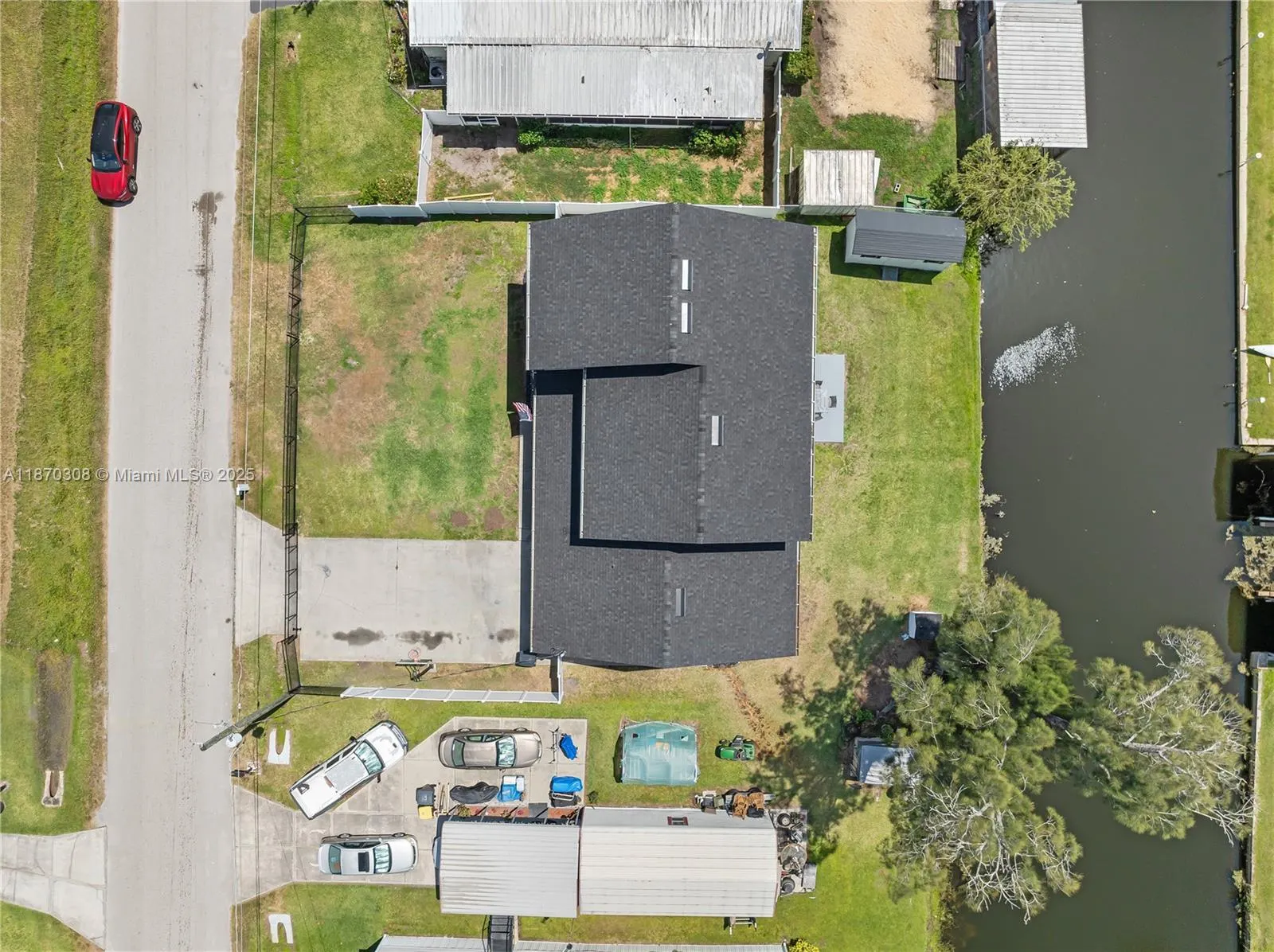5208 Oakdale Rd