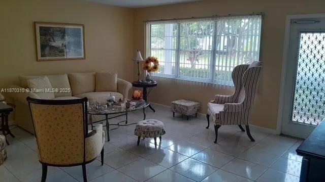 1087 Harwood F, #1087