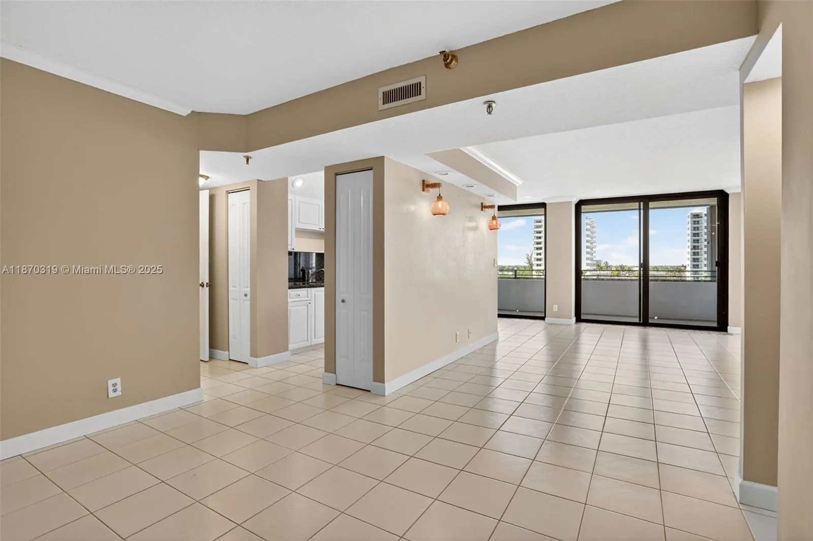 1500 N Ocean Blvd, #502