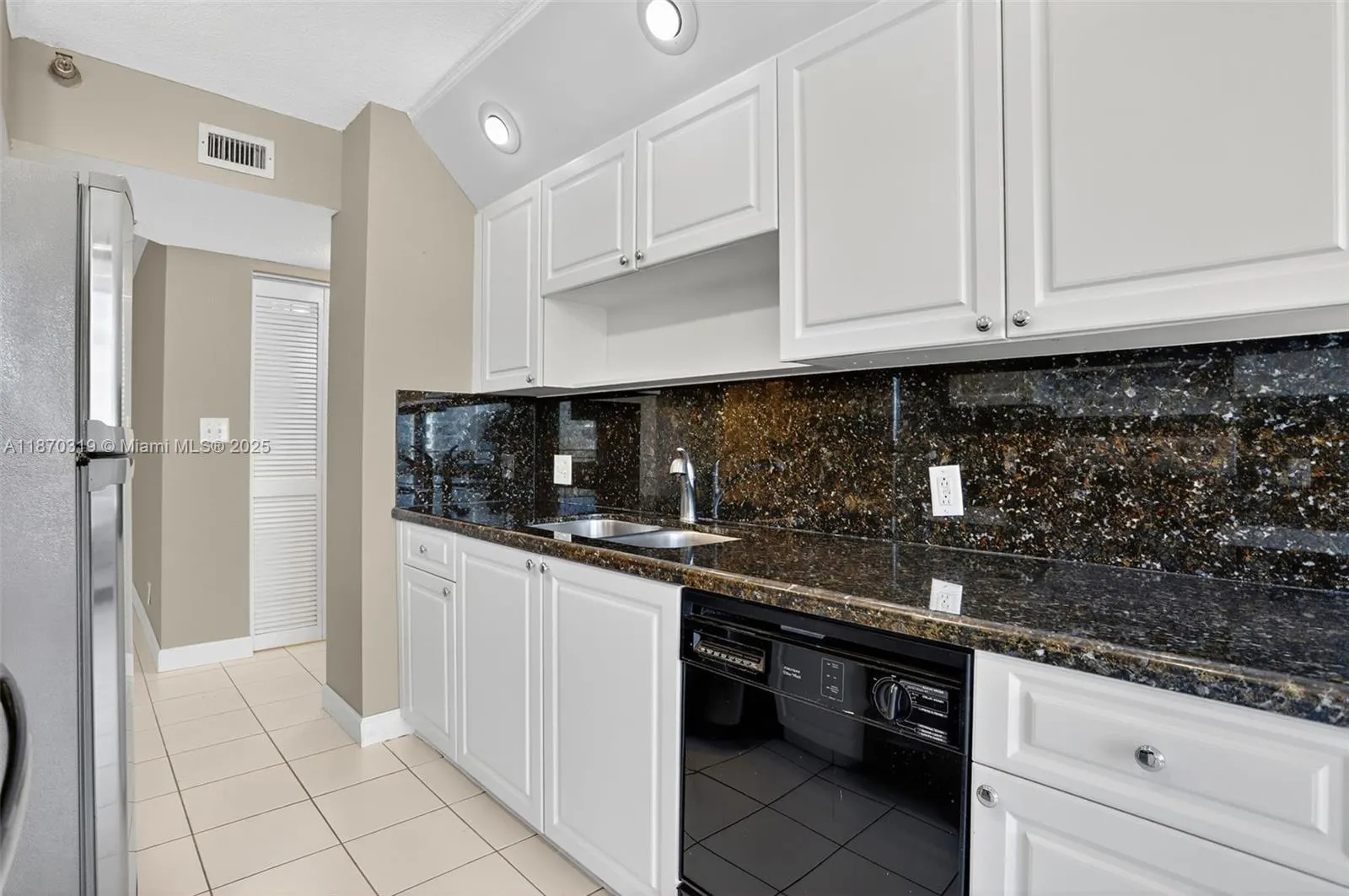 1500 N Ocean Blvd, #502