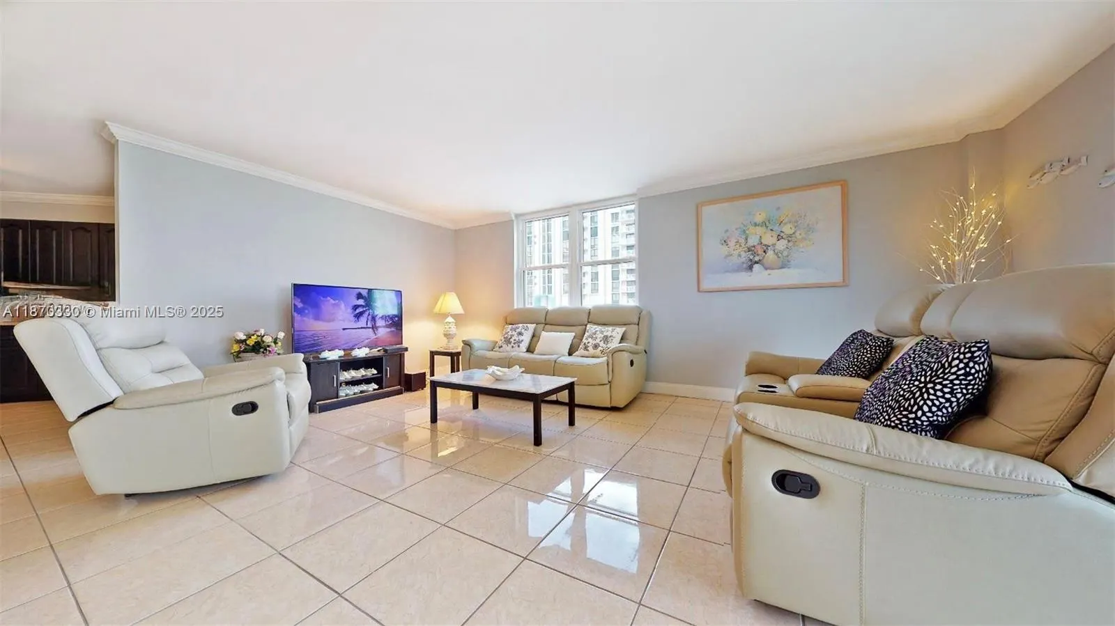 1801 S Ocean Dr, #501