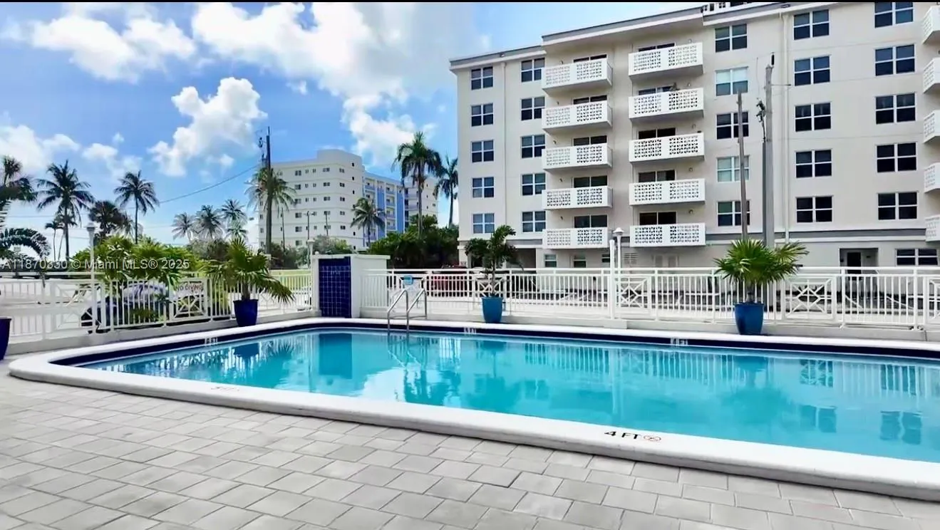 1801 S Ocean Dr, #501