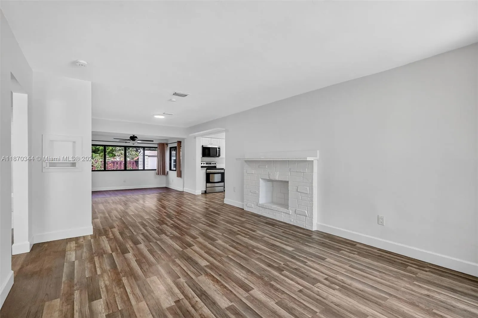 606 N 28th Ave