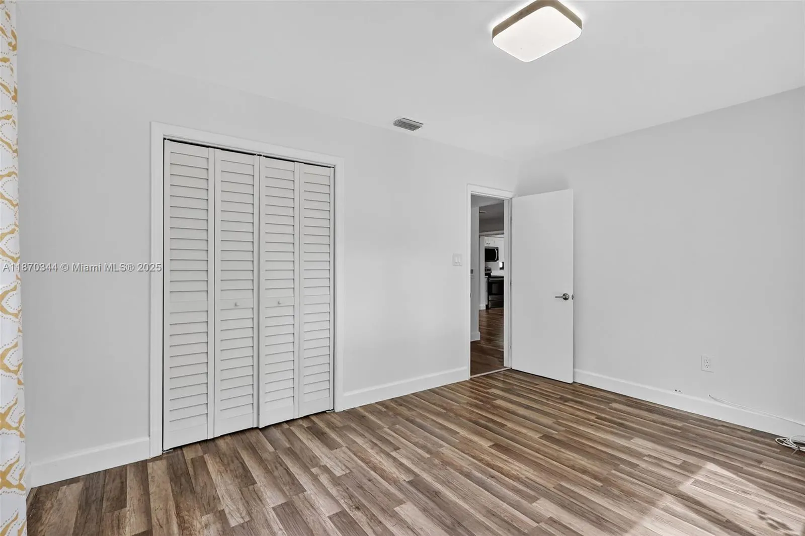 606 N 28th Ave