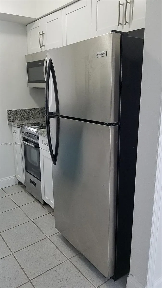 130 Mendoza Ave, #21