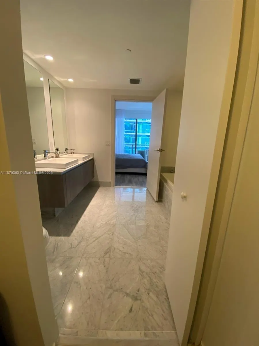 801 S Miami Ave, #2008
