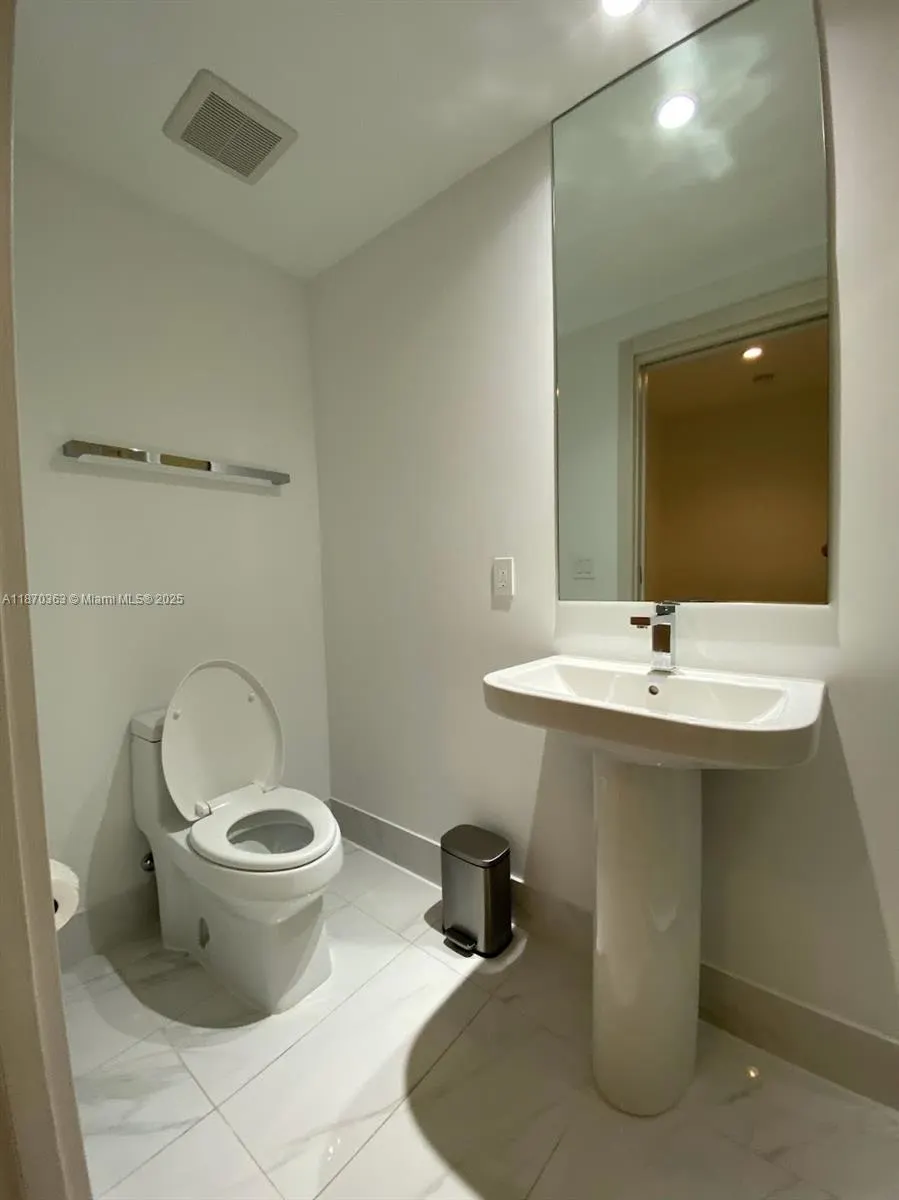 801 S Miami Ave, #2008