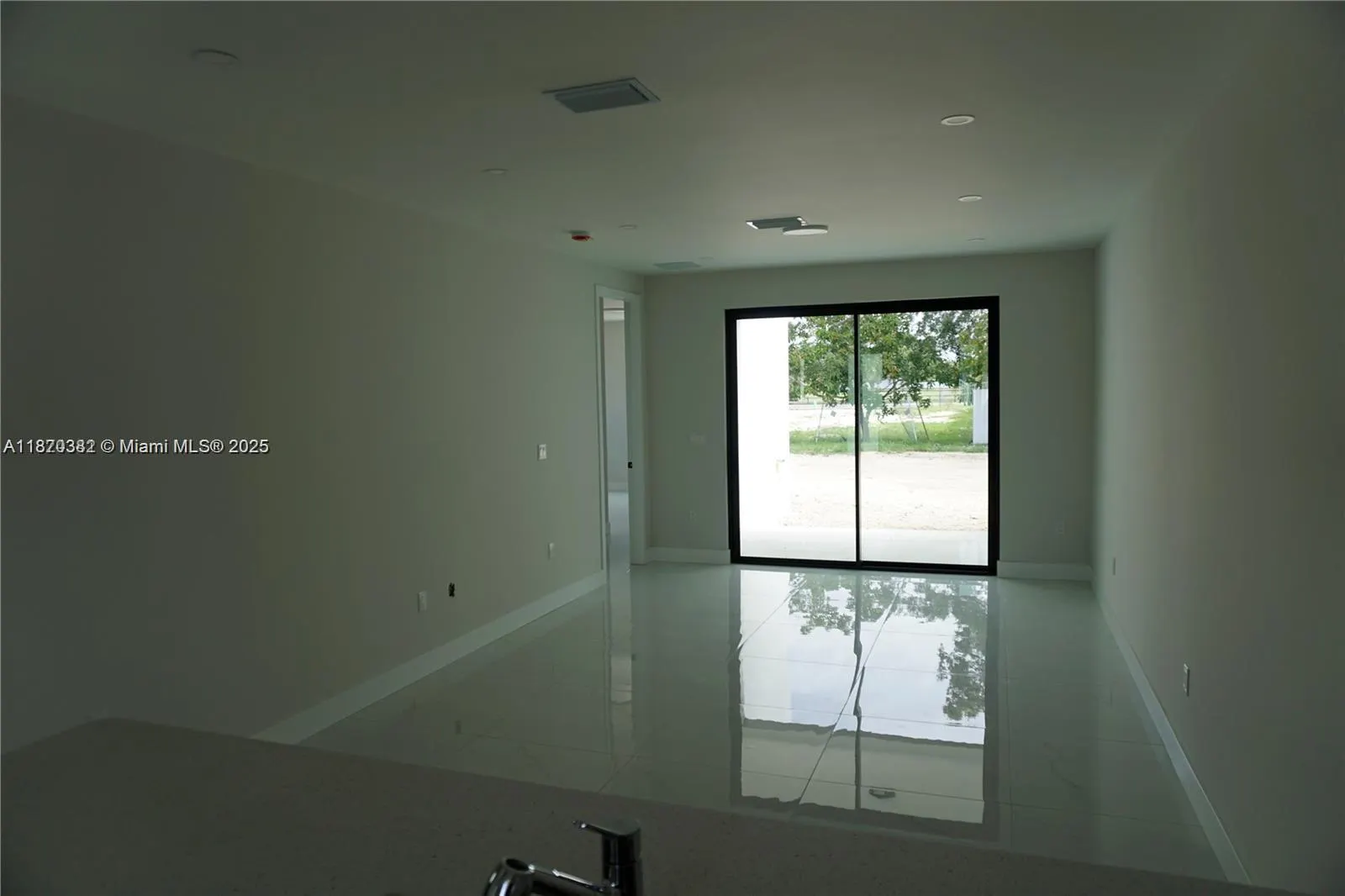 12383 SW 220 ST